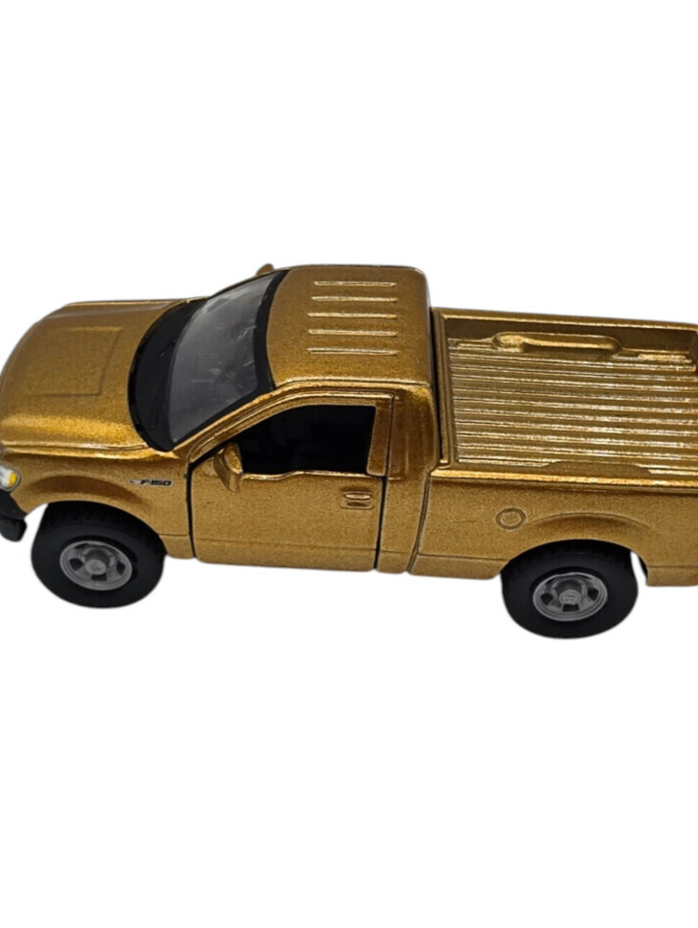 Maisto Ford F-150 XL die-cast toy pickup truck in a 1:50 scale Gold